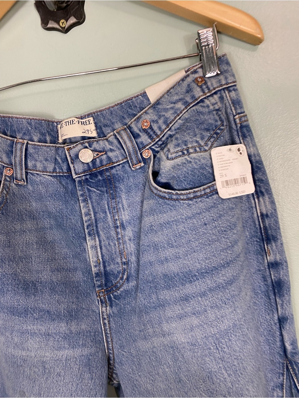 Free People Eden Slouchy Flare Jeans Blue Fast Forward Denim Slouchy 29‎ Short - Picture 3 of 5